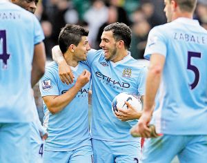 国足背后的 国足背后的