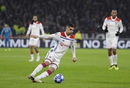 為何能在這 為何能在這